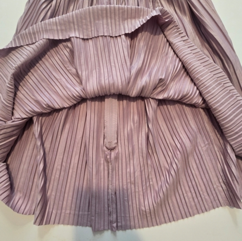 Atlein Mauve Plisse Top In Pink Turtleneck Sleeveless Size 4 - Picture 6 of 12